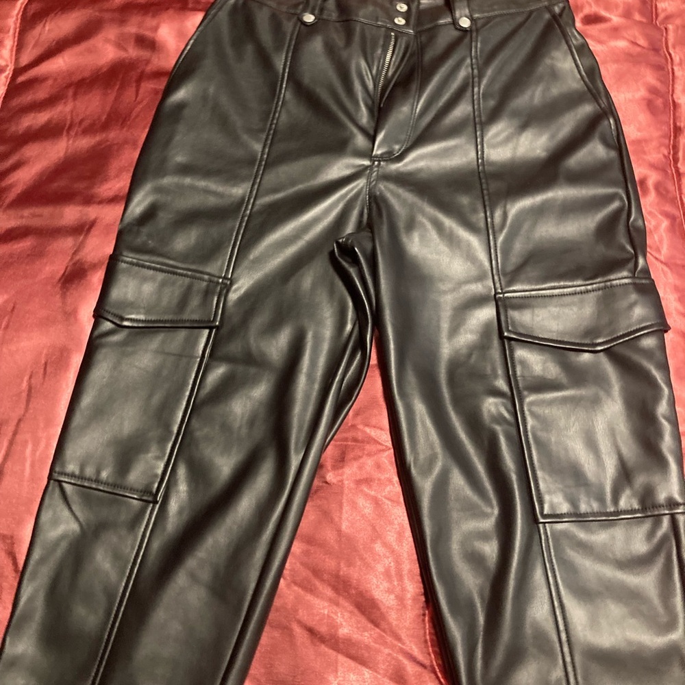 7 for all mankind faux leather high rise cargo pants size m